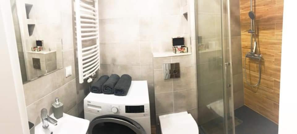 شقة Apartament Konin Prestige المظهر الخارجي الصورة